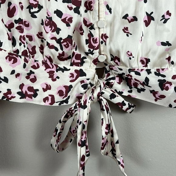 Paige Long Sleeve Floral Button Down Blouse - Picture 5 of 8